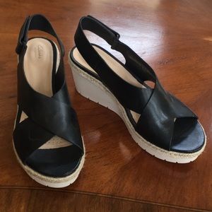 Wedge shoes